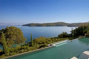 The Best Luxury Villa Destinations for Digital Detox and Tech-Free Relaxation